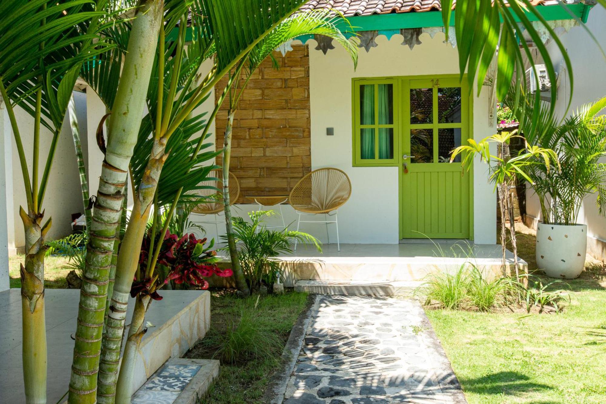 La Roja Bungalows Batununggul エクステリア 写真