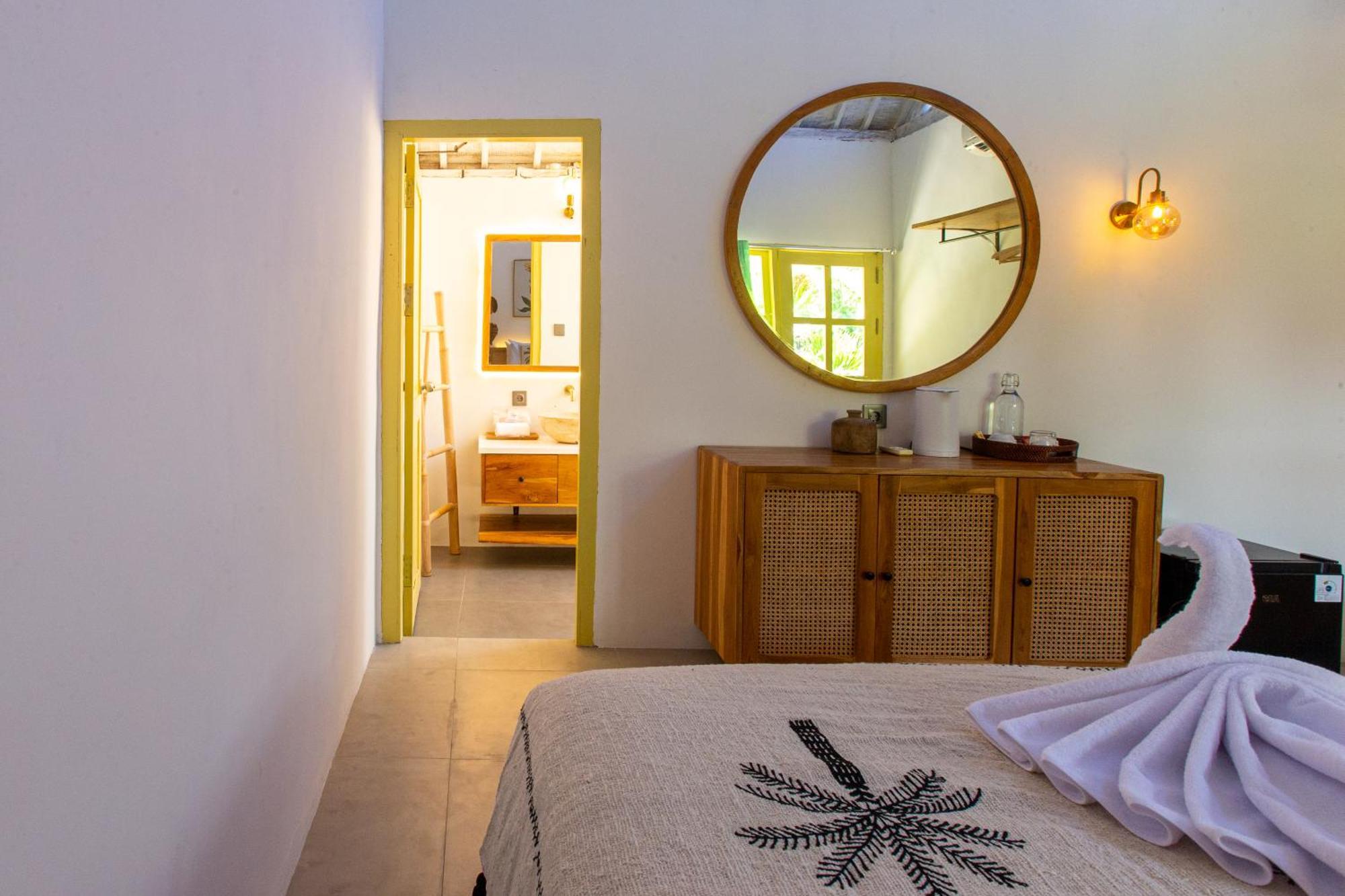 La Roja Bungalows Batununggul エクステリア 写真