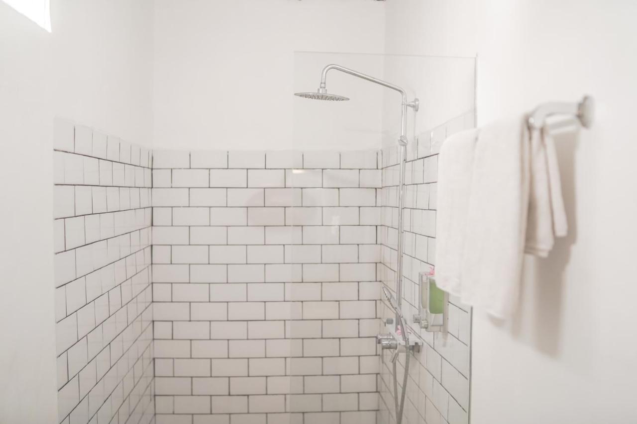 La Roja Bungalows Batununggul エクステリア 写真