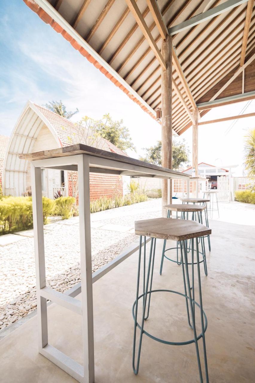 La Roja Bungalows Batununggul エクステリア 写真