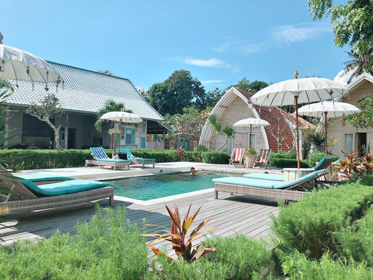 La Roja Bungalows Batununggul エクステリア 写真