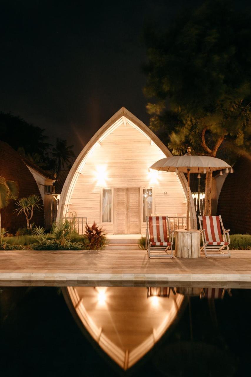 La Roja Bungalows Batununggul エクステリア 写真